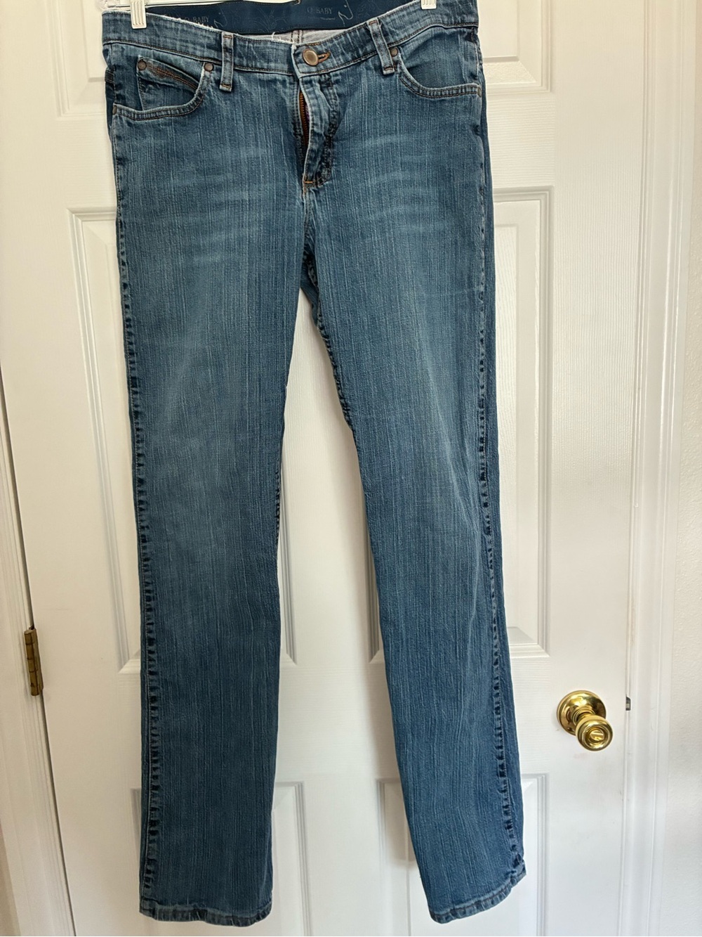 Wrangler Medium Wash Jeans in Blue Denim